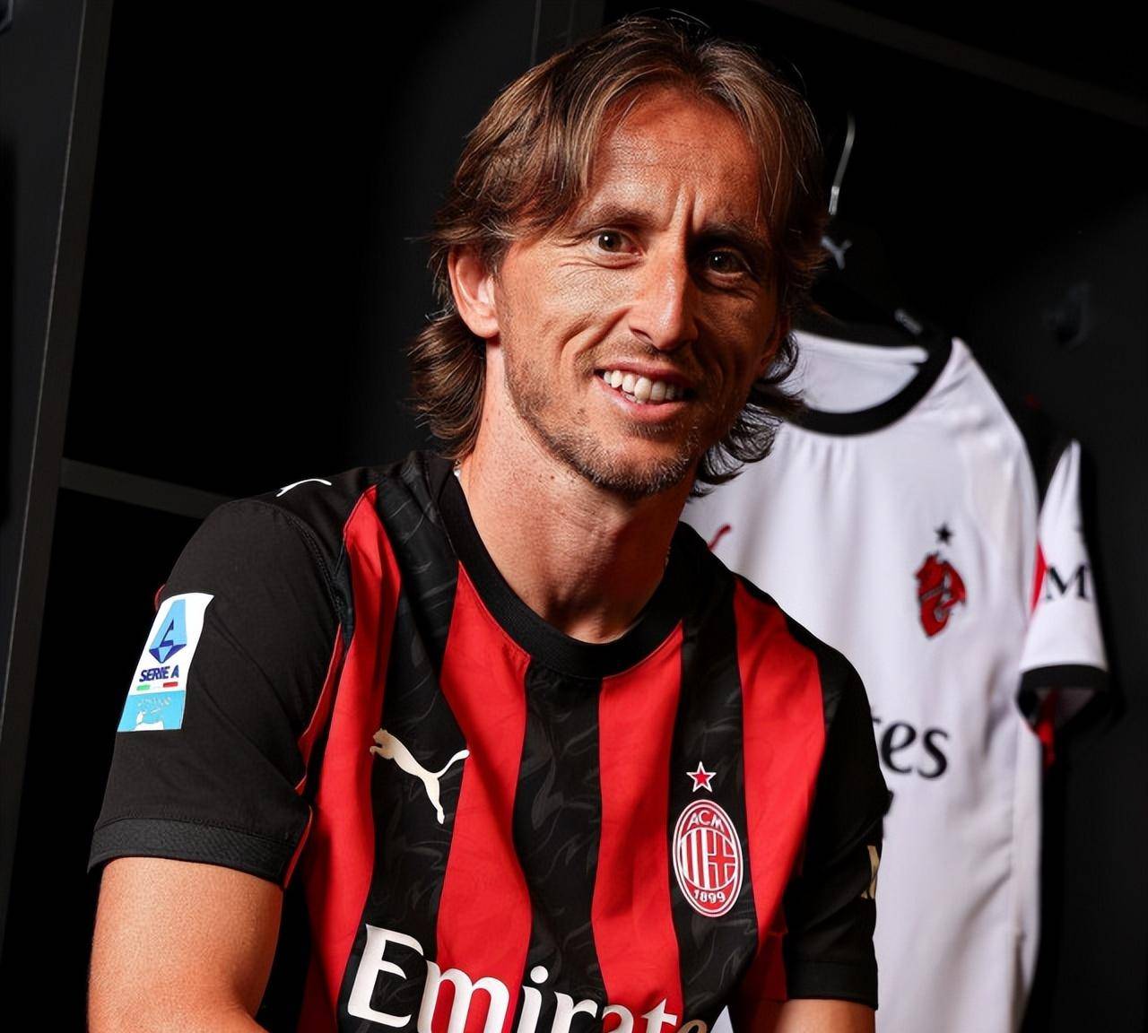 徐正源：韦世豪只归队练了一天；罗慕洛受伤可能因天气冷