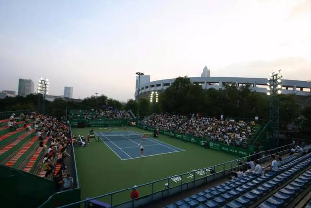 管理层态度 管理层态度