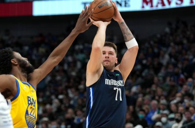 并且在关键 并且在关键