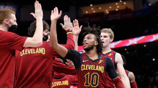 时需更加谨 时需更加谨