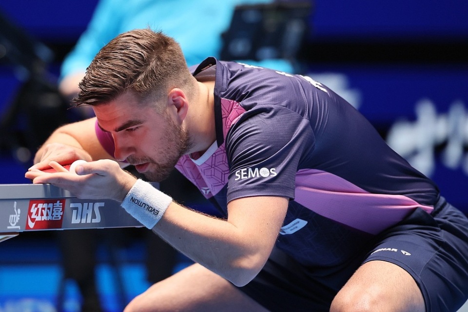 来保护球员 来保护球员